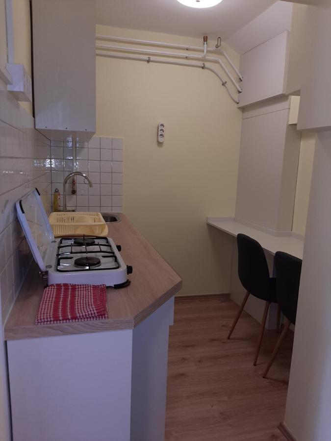 Gyopar Gyoengye Apartmanhaz Oroshaza Luaran gambar