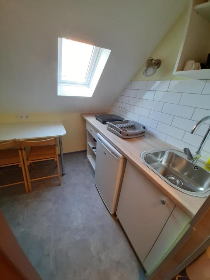 Gyopar Gyoengye Apartmanhaz Oroshaza Luaran gambar